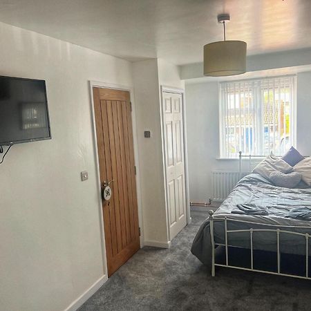Modern Comfortable Quiet Self Contained Apartments Brackley  Extérieur photo